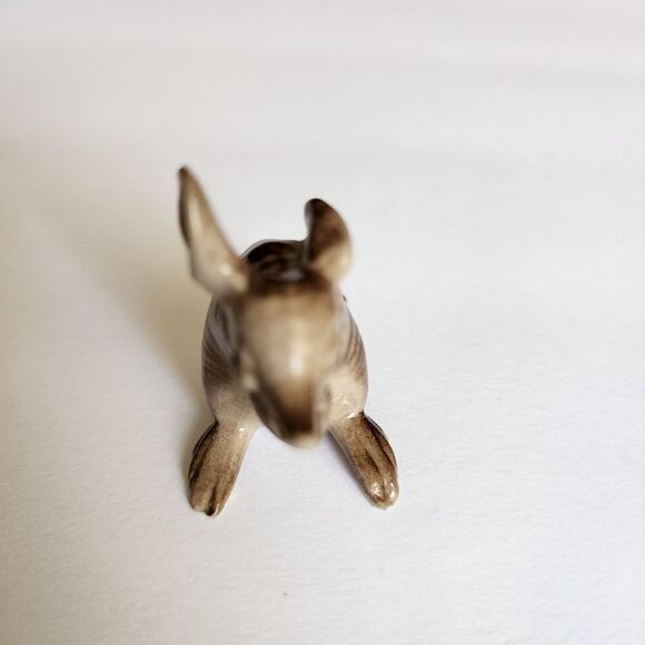 Vintage Hagen Renaker Fine Bone China Miniature Armadillo - Picture 2 of 5